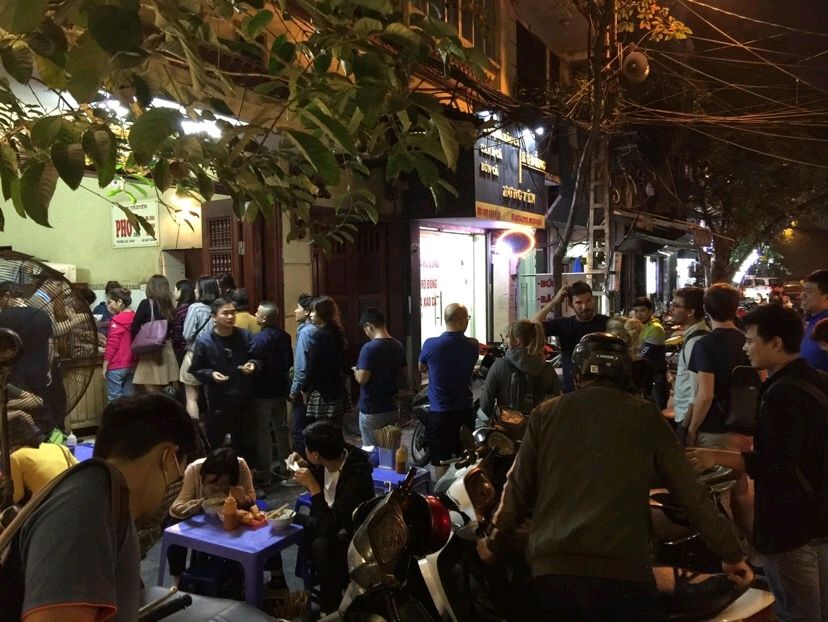 Places to Eat Phở in Hanoi's Old Quarter