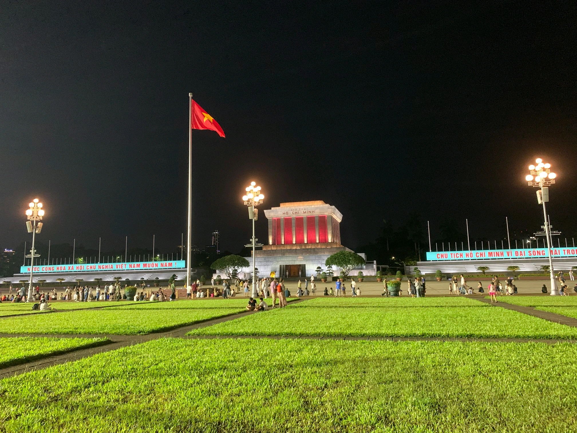 Ho Chi Minh Mausoleum