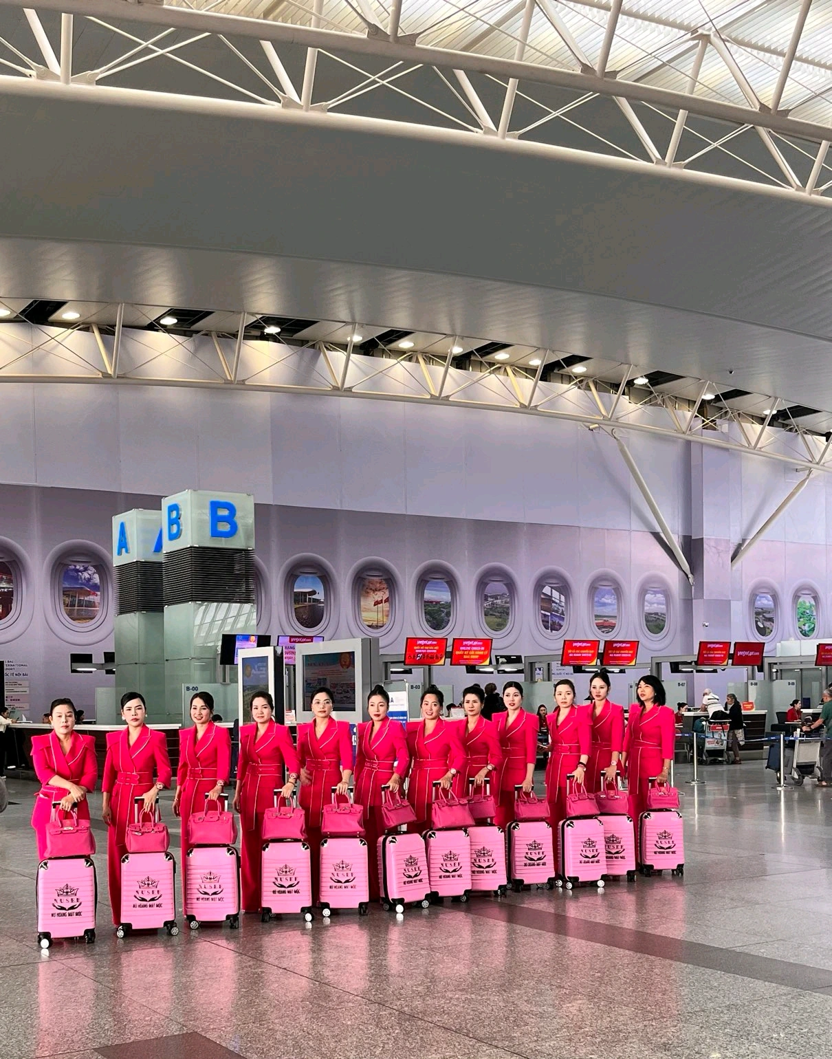 noi bai airport duty free shop